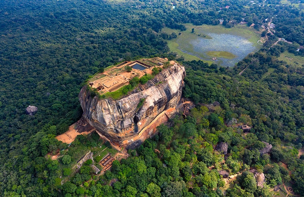 Custom Sri Lanka tours including Sigiriya Lion Rock with private driver